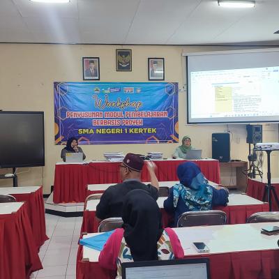 WORKSHOP PENYUSUNAN MODUL BERBASIS PROYEK SMAN 1 KERTEK 27 SEPTEMBER 2024